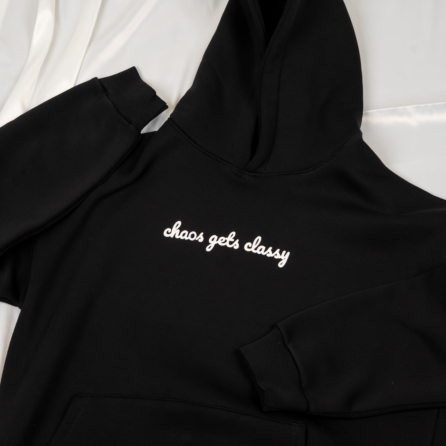 MESSY – Chaos Gets Classy